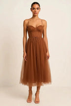 Peachy Sweetheart Neck Tulle Midi Dress
