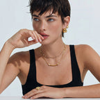 Curved Spark Bar Necklace