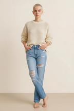 Distressed Buttoned Jeans with Pockets