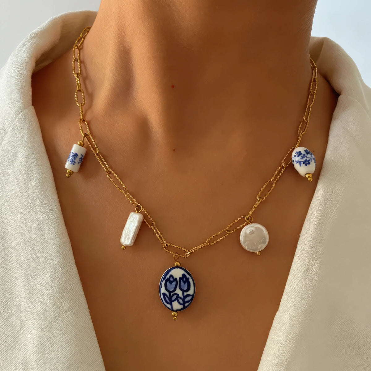 Blue and bloom Pendant Necklace