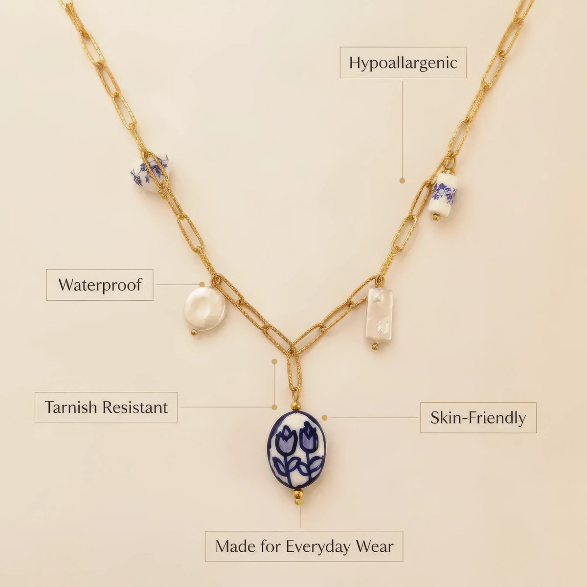 Blue and bloom Pendant Necklace