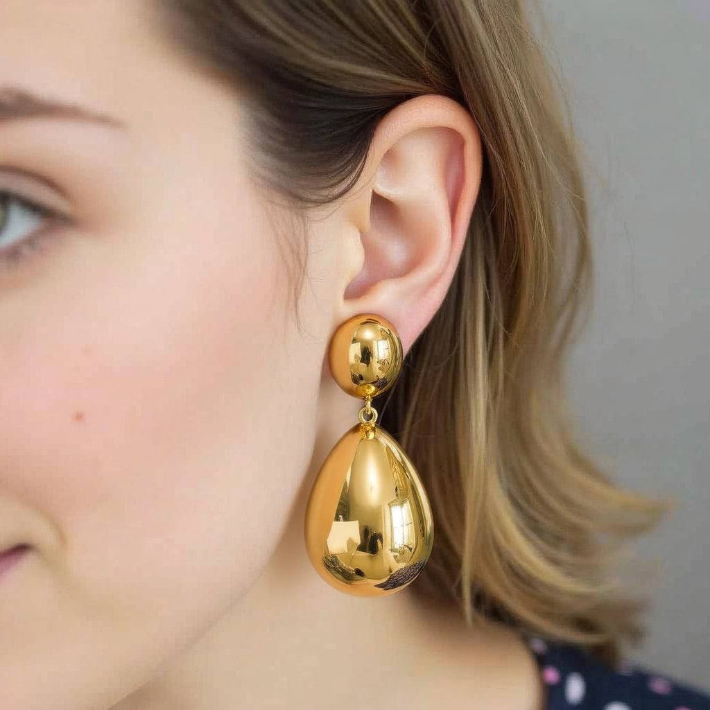 Peach Water Droplets Stud Earrings