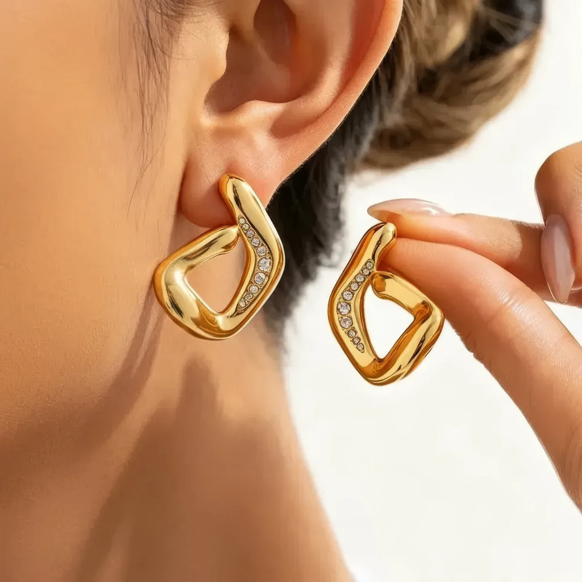 The dovo chunky Earrings