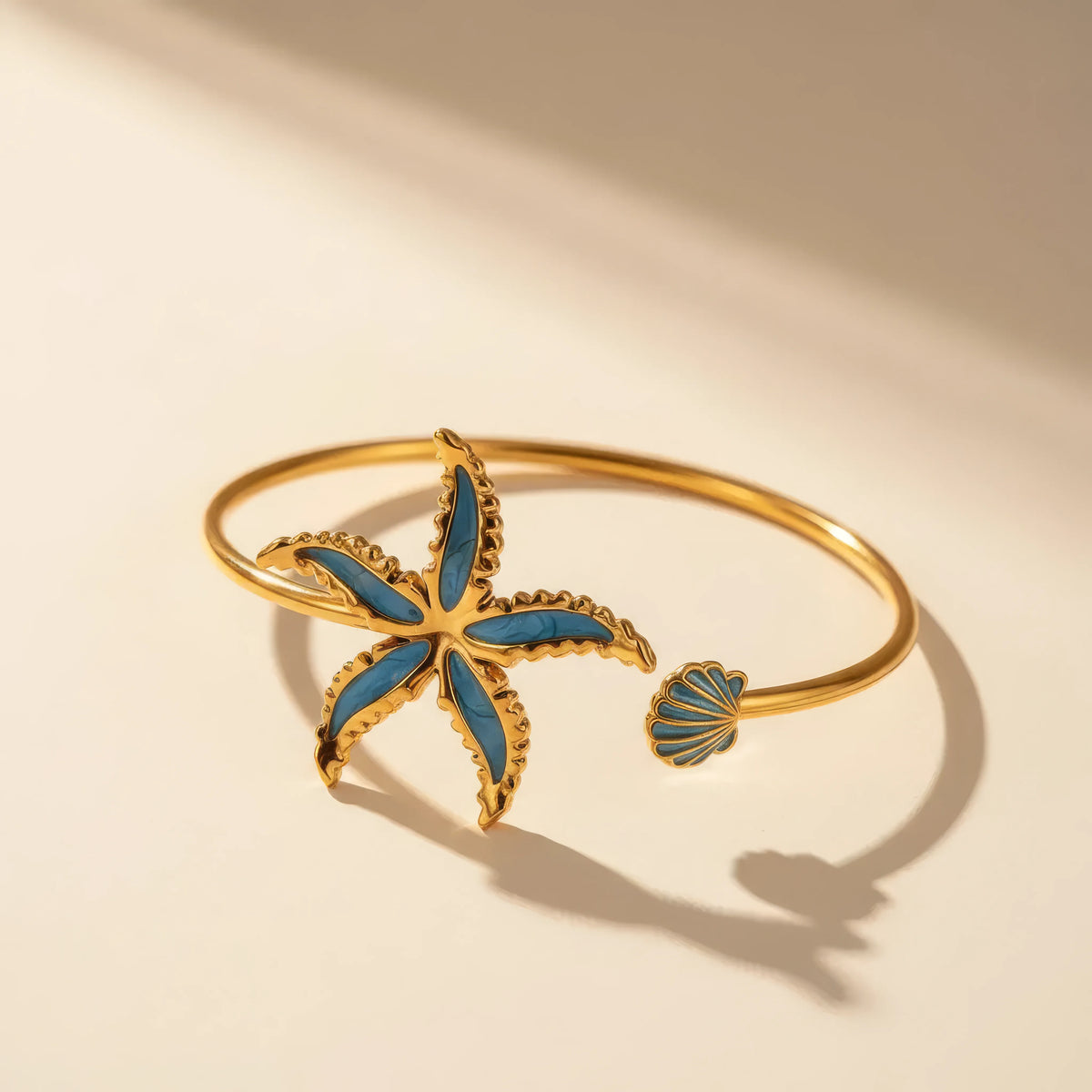 Ocean Shell Flower Bangle