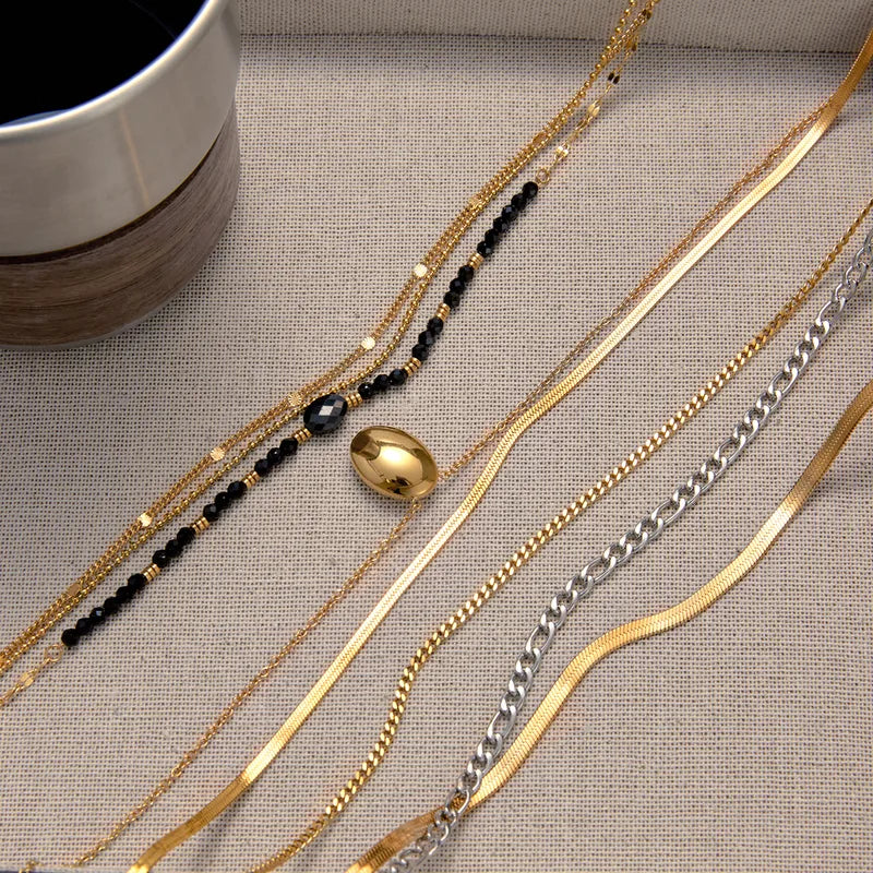 Oval Necklace