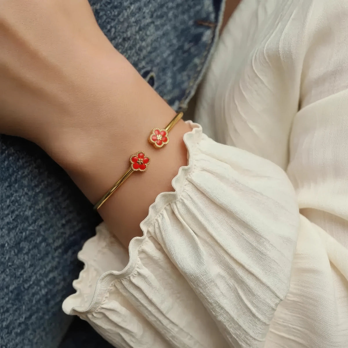 Retro Plant Cuff Red Bracelet
